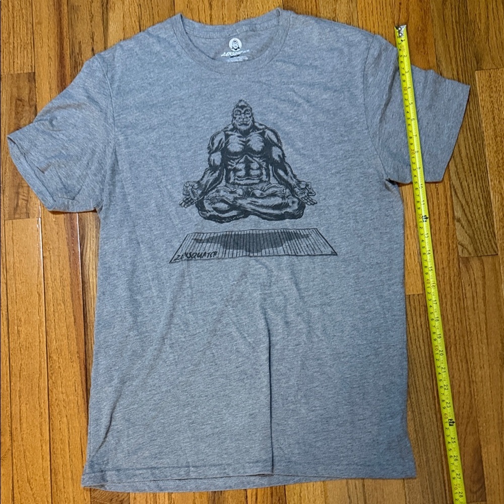 Men's Gray Graphic Tee with Meditating Figure